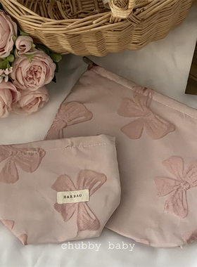 chubbybaby*粉色浮雕蝴蝶结化妆包大容量便携少女心化妆品收纳包