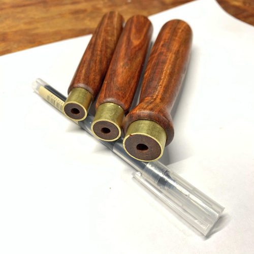 原木血檀木制作，纯铜箍圈