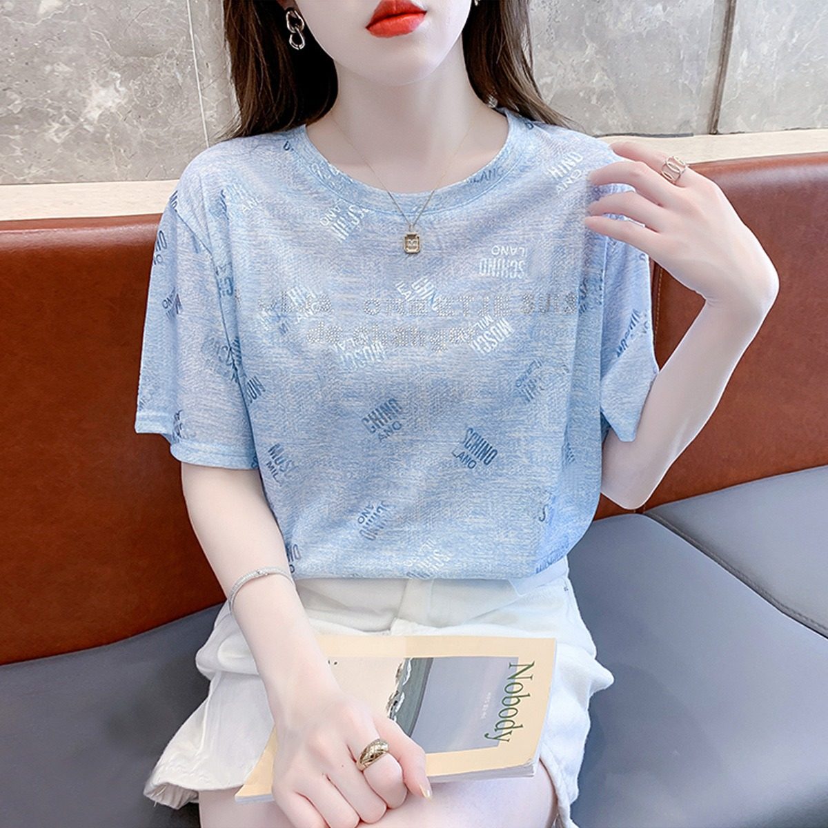 冰丝短袖t恤女士夏装2025新款打底小衫高级感宽松显瘦薄款上衣潮