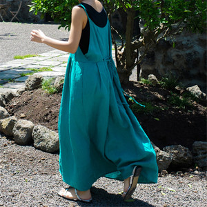 新款棉麻吊带无袖连衣裙过膝大码百搭bf风休闲学生宽松亚麻背带裙