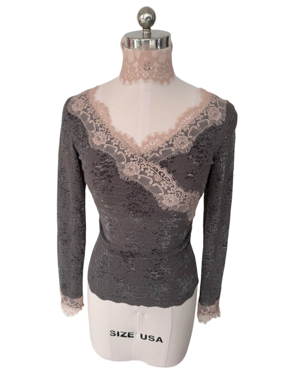 thumbnail for FinderMond's original "Mist" gray and pink lace temperament slim top, base layer shirt looks slim, with neck band