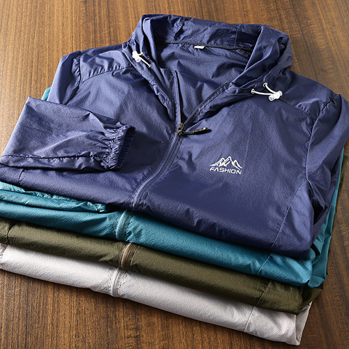 轻薄透气皮肤衣纯色连帽防晒服