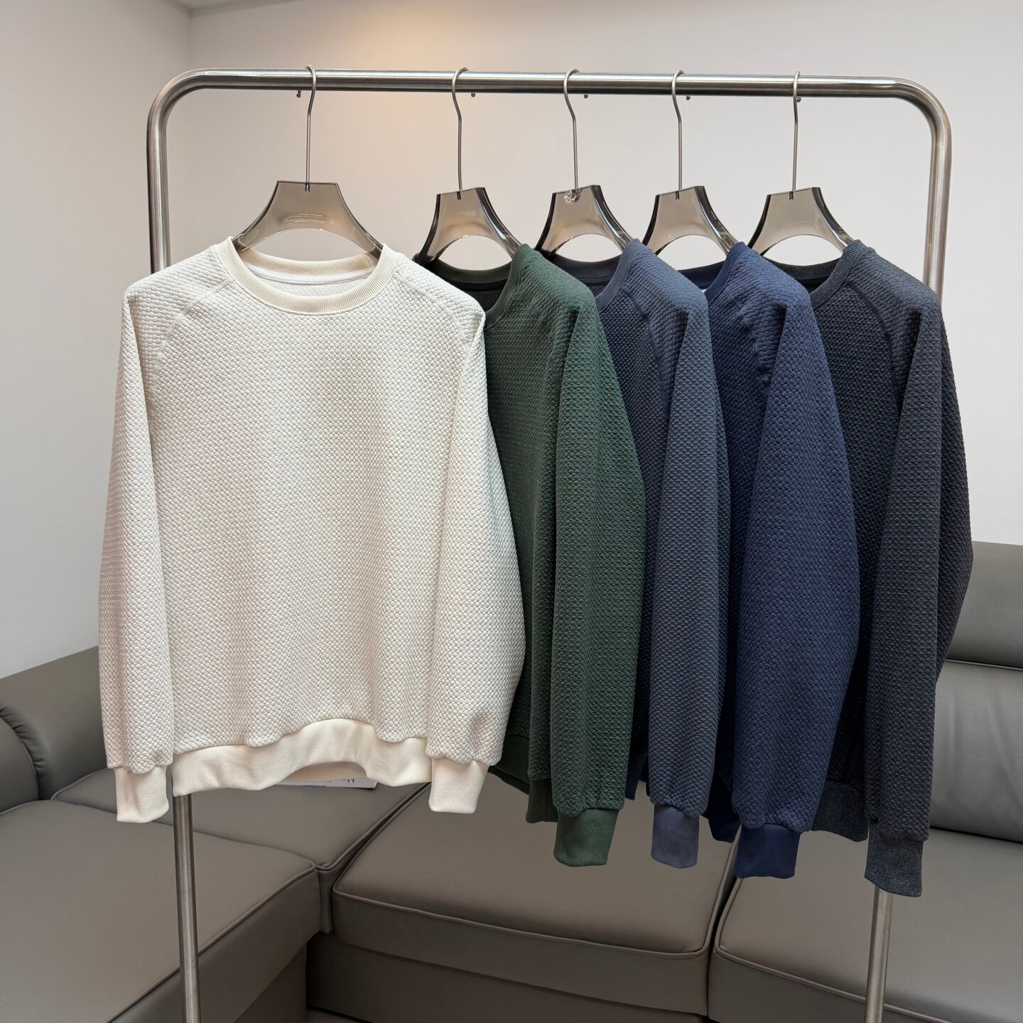 高端平替 蜂窝肌理感 春季男女通用户外休闲运动宽松纯色长袖卫衣