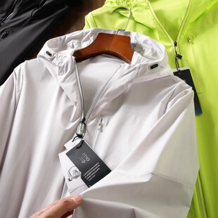 夏季 千元 UPF50 无痕压胶 男女平替户外轻薄透气防晒服外套 级