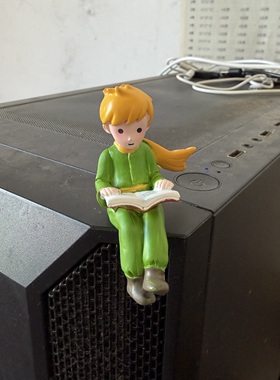 正版小王子读书边沿屏幕款摆件创意玩偶生日蛋糕花艺玻璃罩装饰品