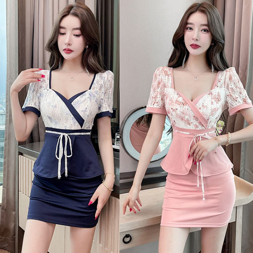 沐足spa会所性感紧身气质两件套