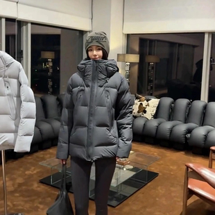 冬季韩版潮流时尚百搭休闲连帽棉服极简风设计款户外保暖外套男士