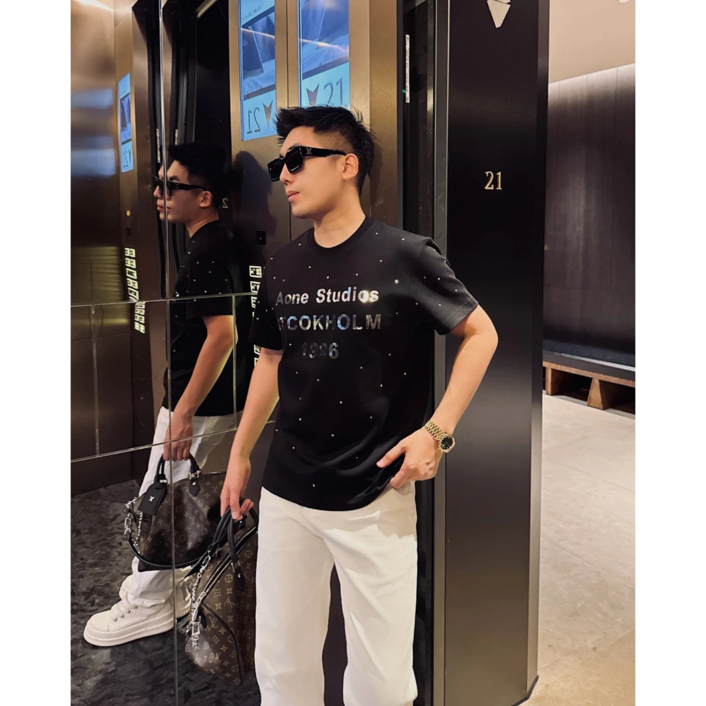 春季新款立体烫钻短袖T恤男纯色圆领宽松百搭休闲潮流款半袖上衣