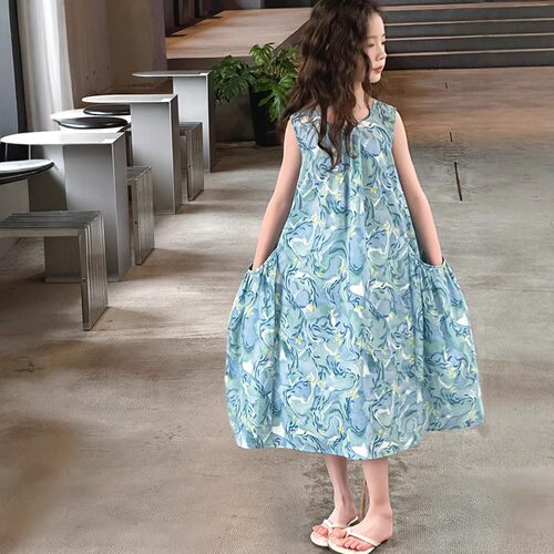 女童连衣裙夏季2026新款儿童洋气时髦夏装女大童碎花无袖背心裙子
