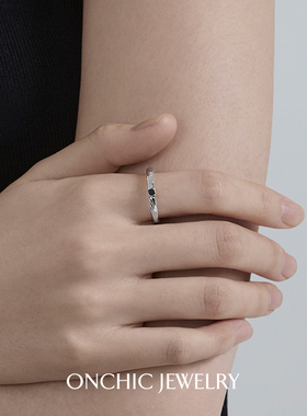 杨超越同款OnchicOR系列极简戒指女小众设计高级感食指戒圈轻奢