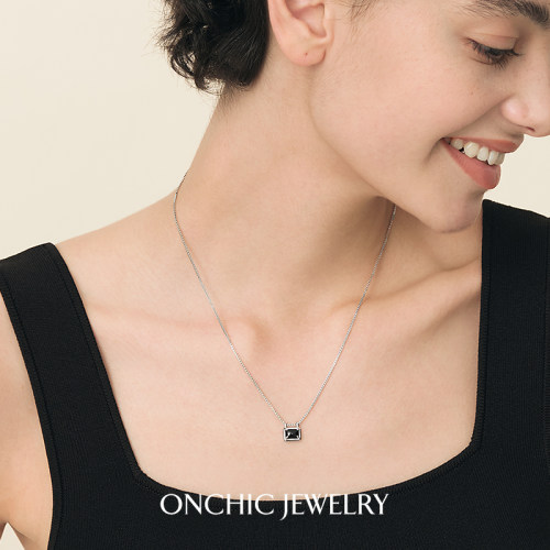 Onchic黑白方糖项链女轻奢高级感