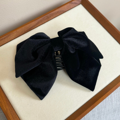 戛纳女明星复古黑丝绒蝴蝶结抓夹