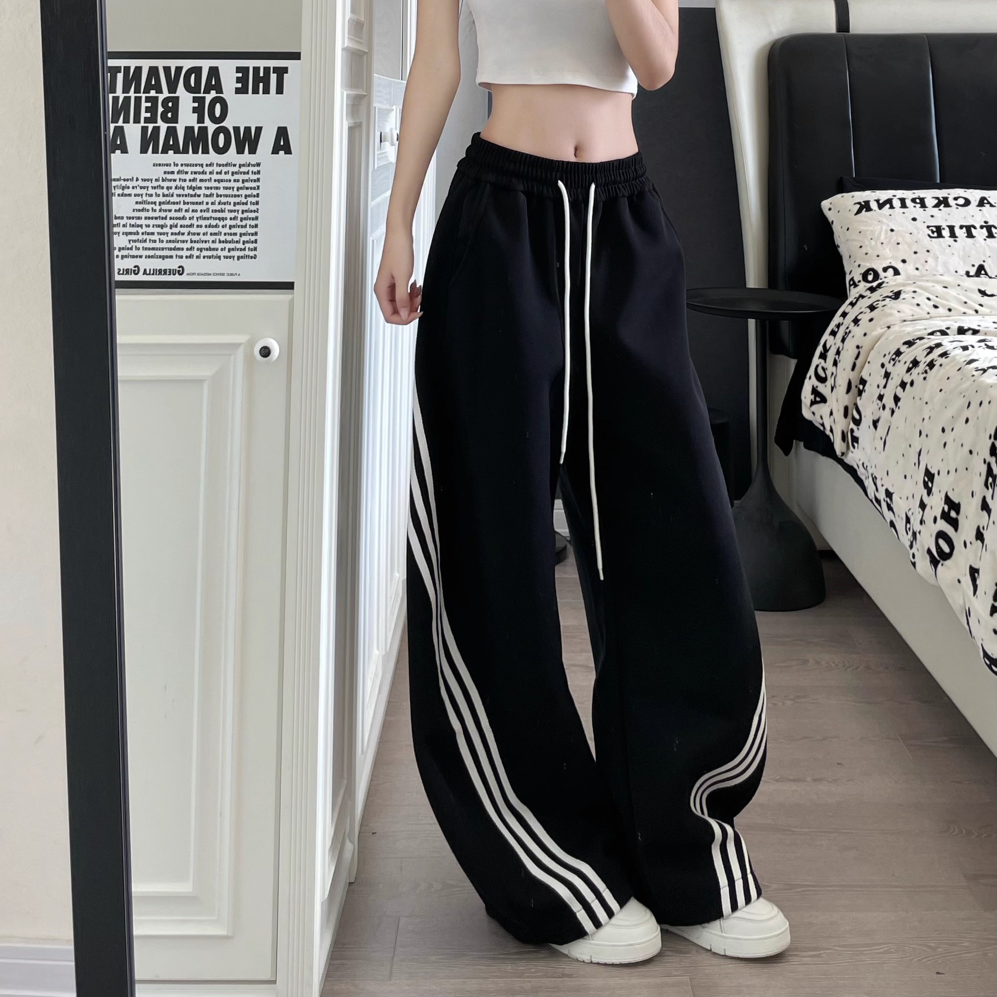 秋冬美式复古三条杠黑色休闲卫裤