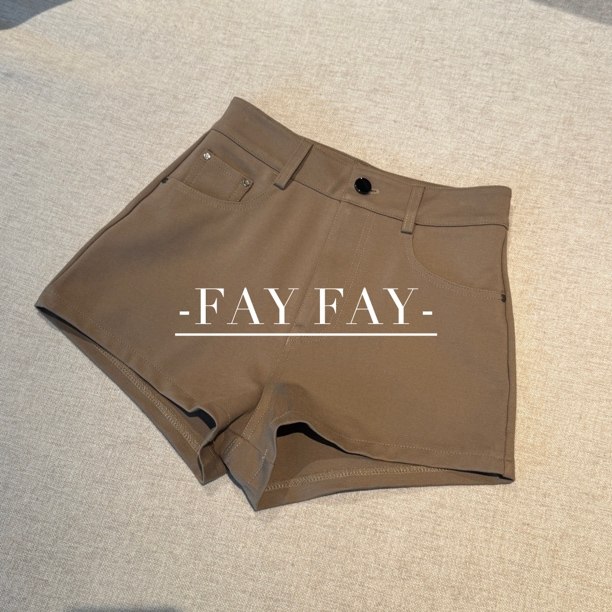 FAY【榛果拿铁】轻奢百搭美拉德色系夏季经典女士短裤辣妹,女装/女士精品,休闲裤,淘宝优惠券,粉丝福利购,淘宝优惠卷