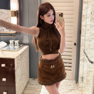 FAY【秋日来信】秋季新款绞花高领镂空绑带短背心短裙配腰带套装
