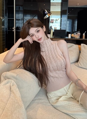 FAY【悄然心动】洋气气质半高领烫钻绞花针织纹理无袖背心上衣