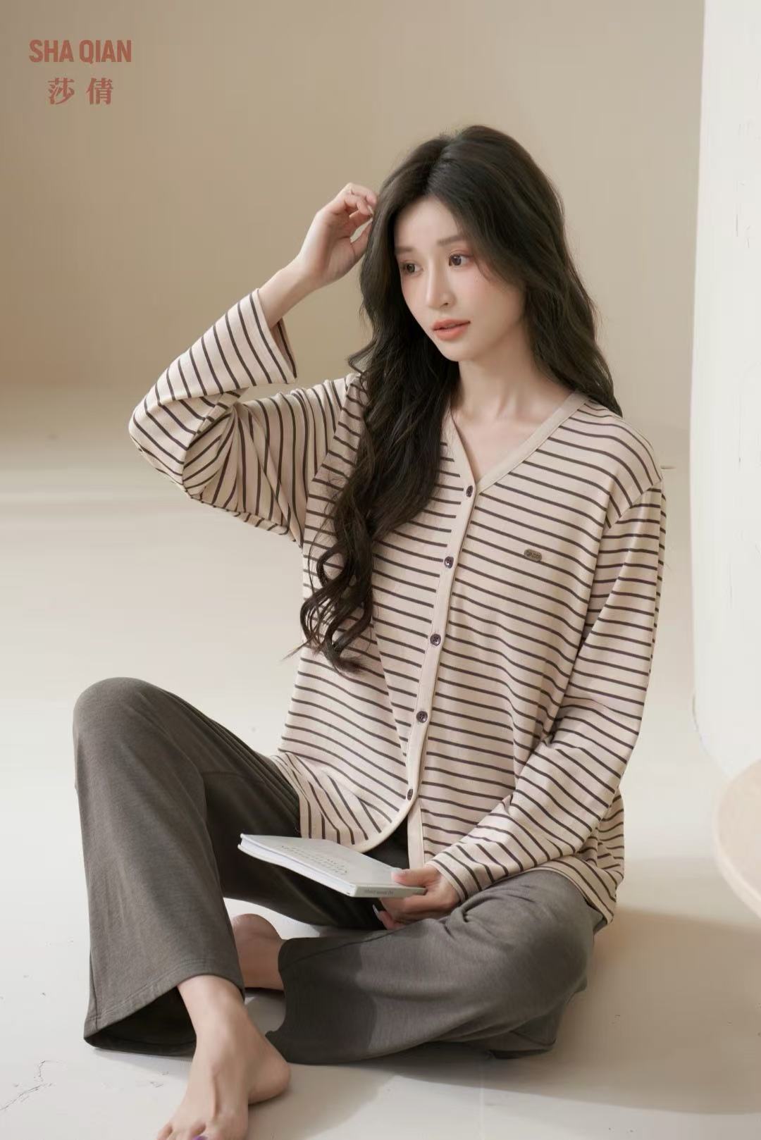 莎倩睡衣2025秋冬新款 女奶芙棉纯棉开衫睡衣家居服套装