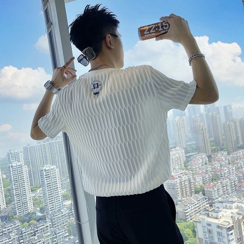 短袖2023新款痞帅男装设计半截袖
