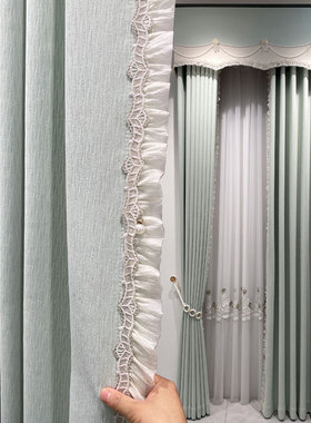 轻奢现代风格高级感窗帘浅绿色卧室雪尼尔面料飘窗落地窗定制款