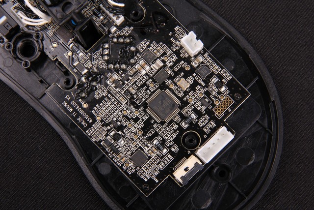 维修 REZER 雷蛇 5G 2015 竞技版 曼巴 八岐大蛇 不移动 丢帧