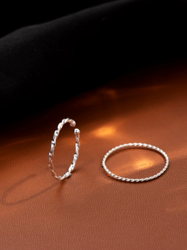 Небольшое дизайнерское кольцо с косичкой, серебро 925 пробы, легкий роскошный стиль, на указательный палец