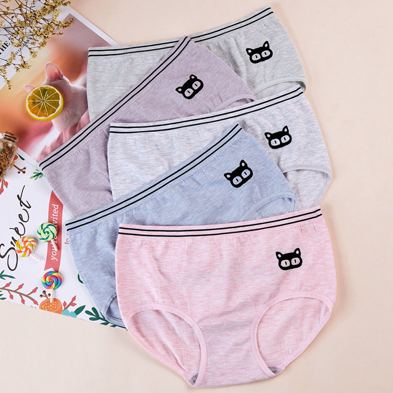 丹妮芬莫代尔无缝少女学生