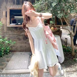 法式温柔风白月光吊带连衣裙女2026新款气质白色初恋仙女显瘦短裙