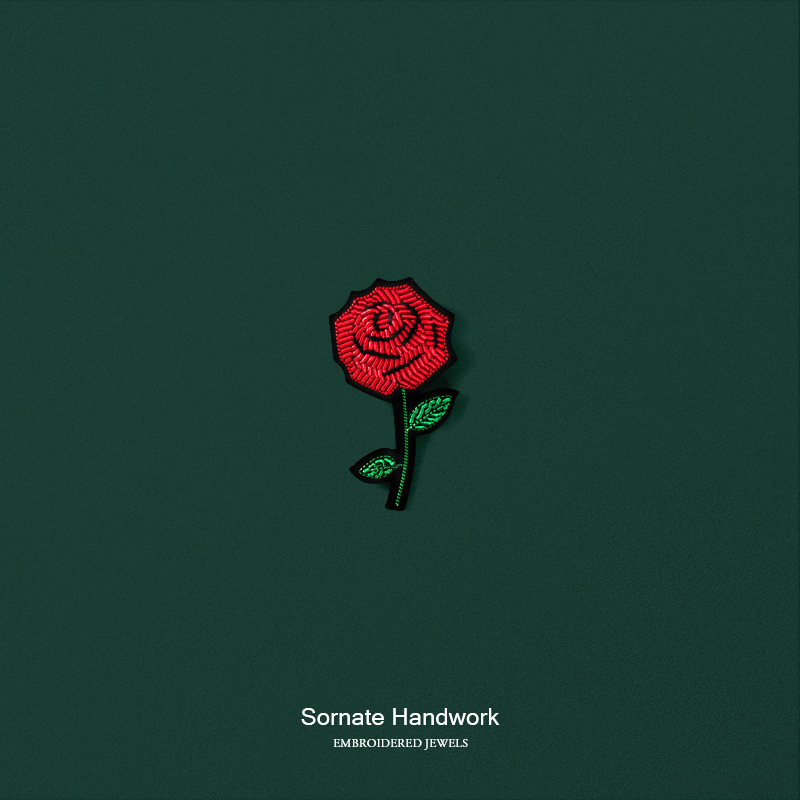 小众设计植物花朵胸针