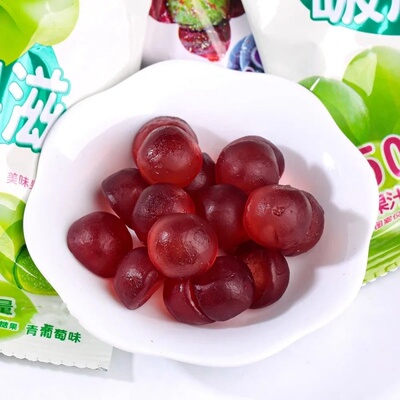 新日期熊仔啵皮果滋软糖剥皮葡萄夹心软糖橡皮糖剥皮软糖网红糖果