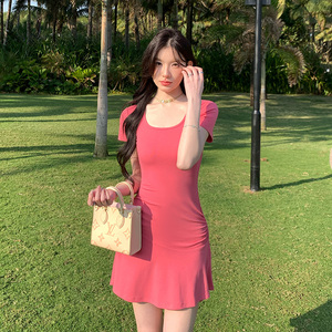 alex stevens纯色短袖连衣裙女春夏包臀纯欲辣妹修身短裙子多巴胺