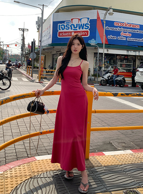 alex stevens 芭乐色穿搭度假风吊带连衣裙女夏季修身显瘦长裙子