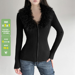 WEEKEEP 辣妹黑色毛毛拼接V领坑条毛织拉链开衫百搭修身收腰上衣