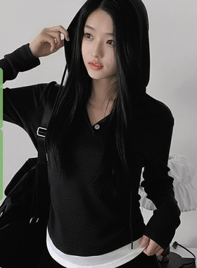WEEKEEP 简约休闲撞色拼接V领排扣连帽长袖T恤女百搭褶皱收腰上衣