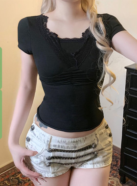 WEEKEEP 黑色蕾丝拼接假两件褶皱短袖T恤女百搭修身显瘦短款上衣