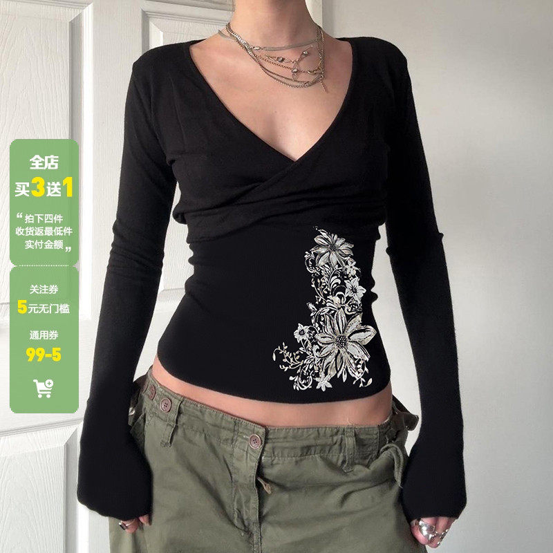 WEEKEEP 街头复古花卉印花V领收腰长袖T恤女百搭黑色修身显瘦上衣