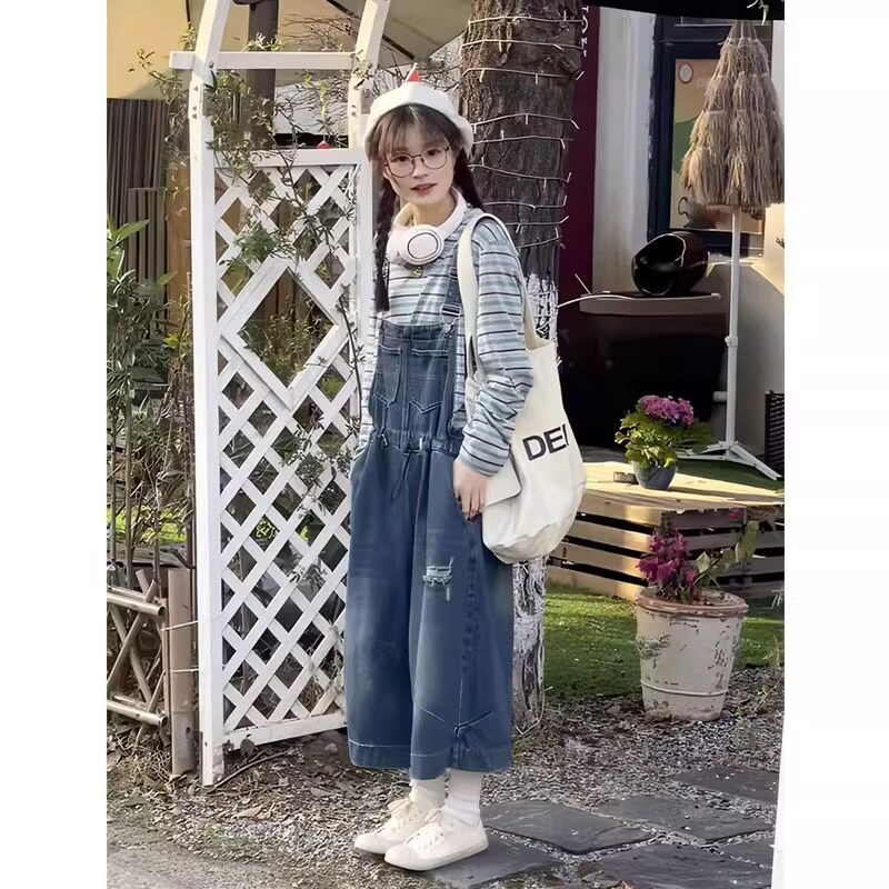 美式复古破洞牛仔背带裤女2025夏季新款设计感做旧宽松直筒八分裤