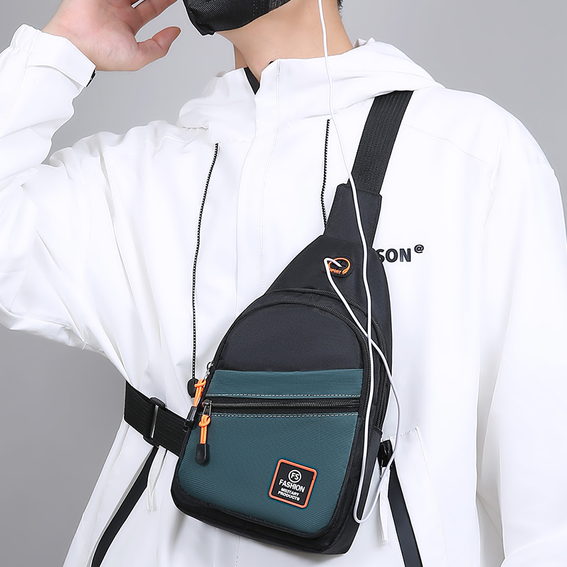 男士胸包夏季休闲通勤小背包外出便携随身斜挎包男款潮流时尚百搭