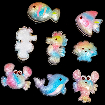 水晶炫彩海洋动物卡通树脂饰品