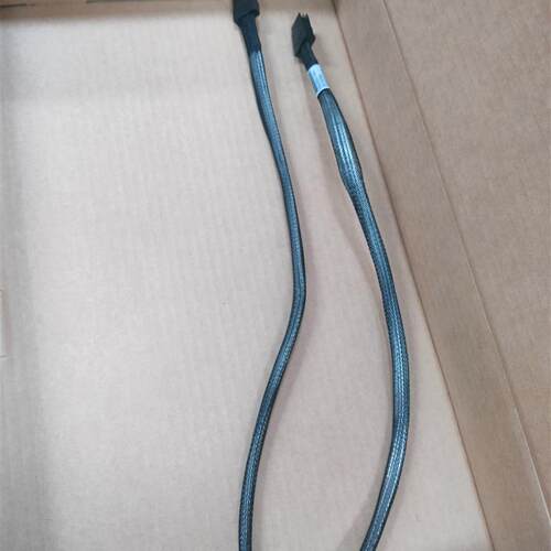 SAS 线 81Y6674 81Y6651 SFF-8087 转  SFF-8087