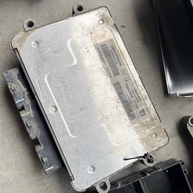 标致206 207 雪铁龙C2发动机电脑板 1.4排量 爱丽舍油气 超长质保