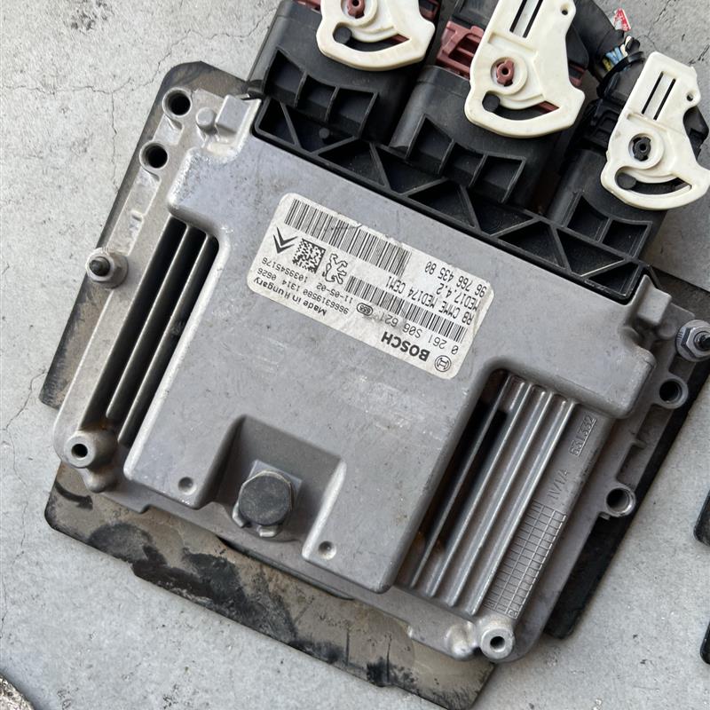 雪铁龙C4L标致3008进口1.6T发动机电脑版拆车件做好匹配直接安装