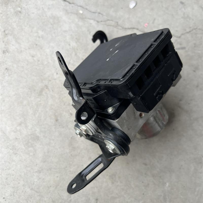 适用本八代雅阁 九代雅阁 歌诗图 奥德赛 凌派 缤智abs泵 维修