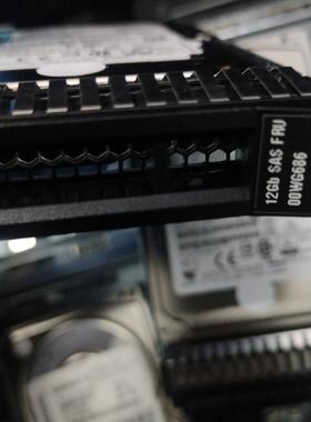 IBM 联想 00WG686 00WG689 300G 10K 12Gb SAS 2.5  X3850X6硬盘