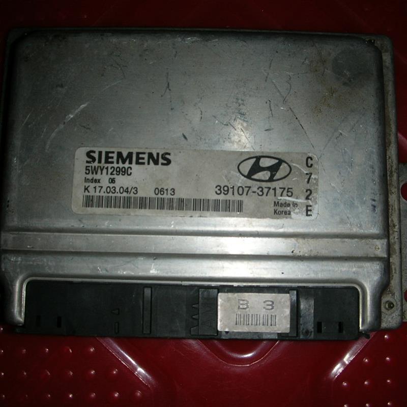 现代途胜发动机电脑板 39107-37175 C72E 原装配件