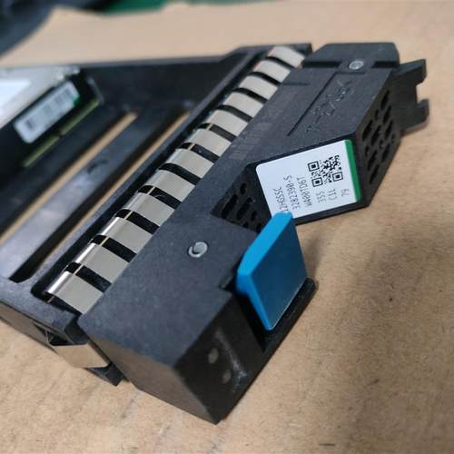 HDS 12HGSS 3282390-S 1.2T 10K SAS HUS110 130 HUS150存储硬盘