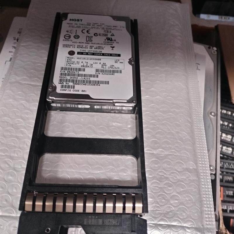 HDS HGST 3282390-E 12HGSS 1.2TB 10K SAS DKR5E-J1R2SS原装 - 实物图