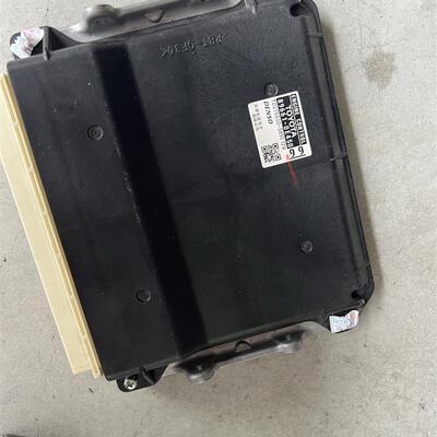 适配汉兰达2.7发动机电脑板89661 0E290 0E450 行车电脑版ECU