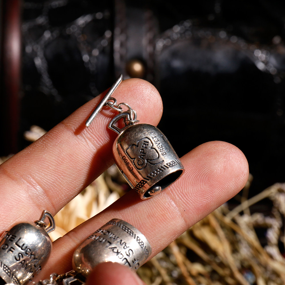 a2绝配~幸运铃铛&陆航勋章