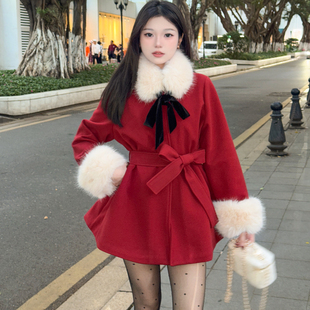 BULE蓝色星球2026新春红色圣诞战袍毛呢外套女毛毛领呢子中长外套