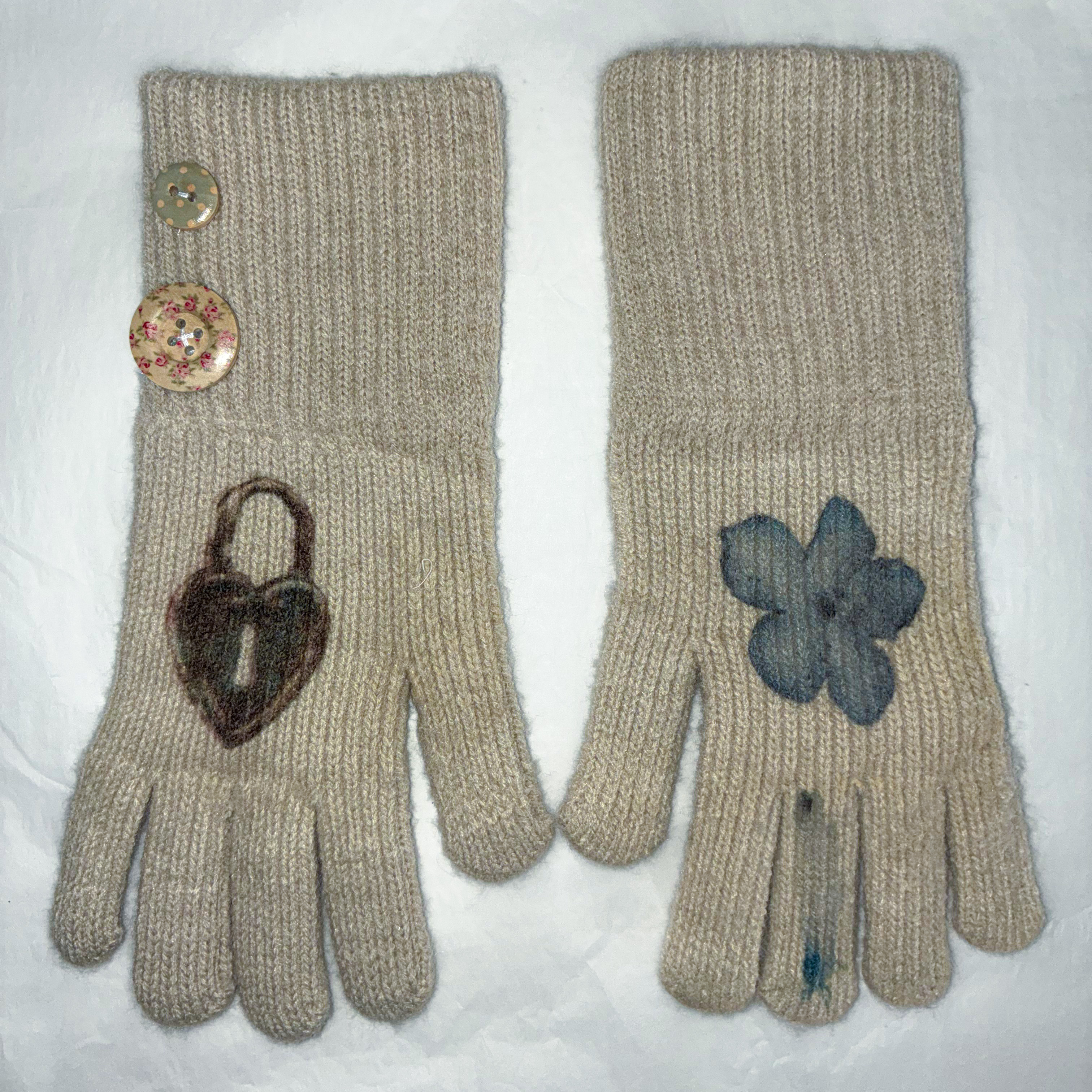 幸福的草 钥匙锁蝴蝶花朵 原创印花自制针织手套